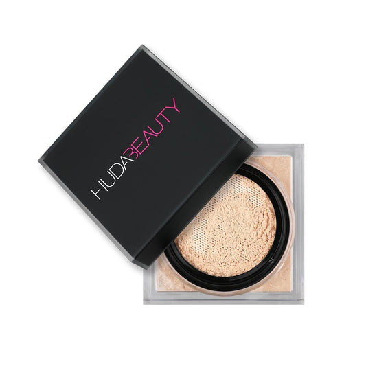 HUDA BEAUTY easy bake loose baking & setting powder (polvo fijador de maquillaje)